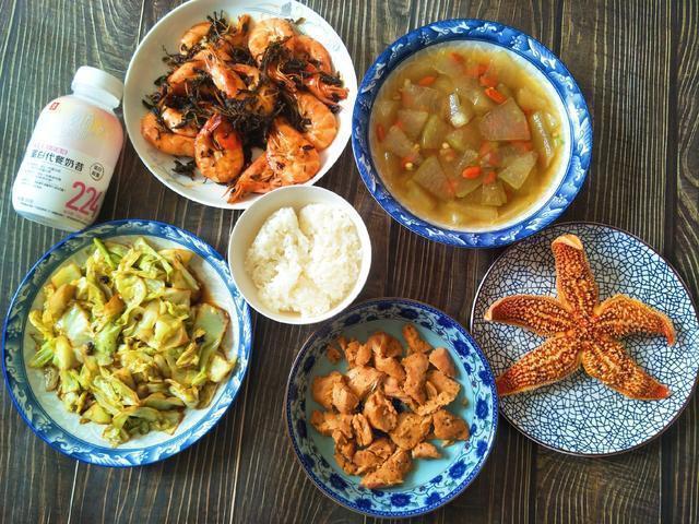 体重|母子2人的低脂餐，妈妈瘦了40斤，每天吃到饱，体重一直降