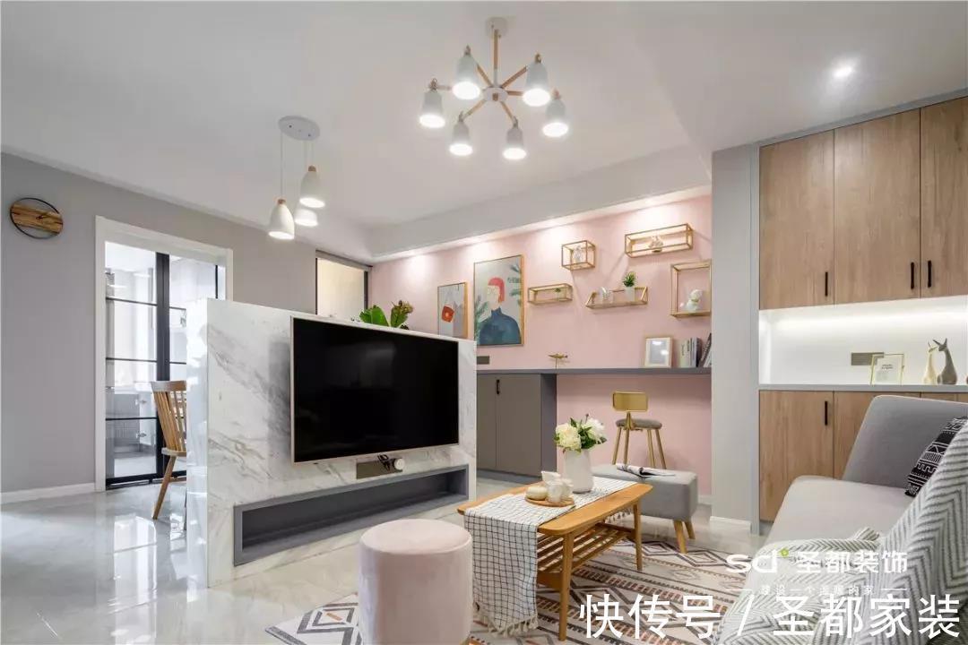 婚房|客餐厅一体+L型厨房设计，小户型婚房装修模板，温馨又甜蜜