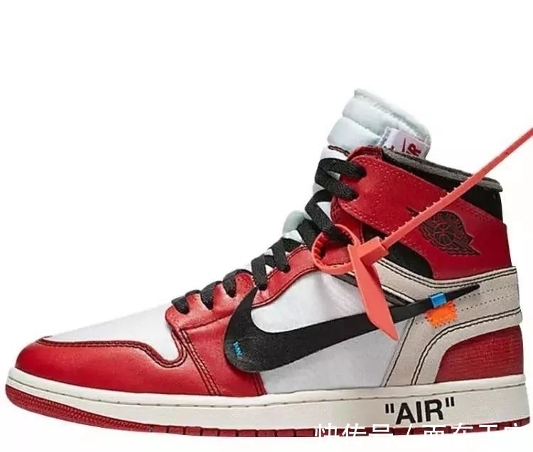 球鞋 Dior x AJ1终于露出真容,与奢侈品联名的Nike是不是“变味”了?