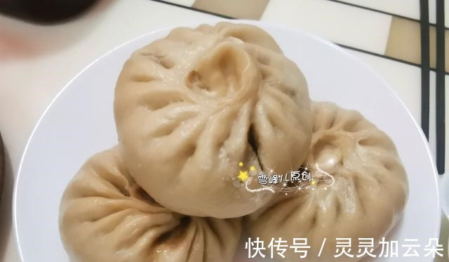 70后夫妻俩早餐这样吃,朋友圈火了,朋友这么抠!能吃饱吗!