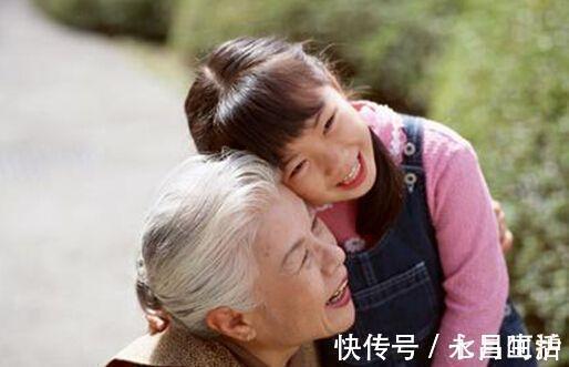 区别|在孩子眼中,姥姥和奶奶有什么区别,听听孩子是怎么回答的