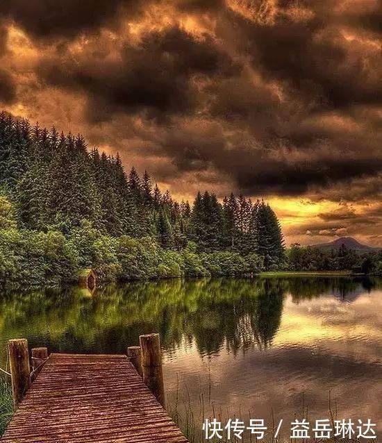 太美了,世界照片今天终于传来,罕见至极,一睹为快