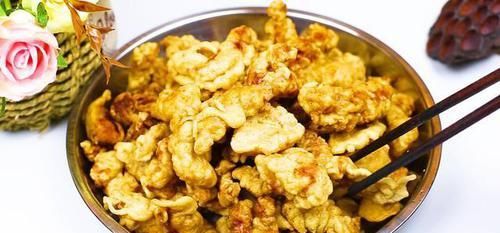  饭店大厨教你做小酥肉，口感酥脆有妙招，讲解详细，流程简单