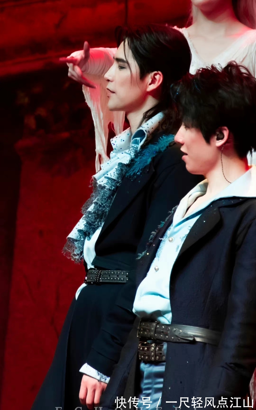 古典$他就像一幅古典的油画一样,真好看!