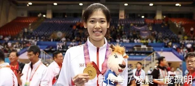 天津女排|李盈莹变成李双赢!刘晏含昨天露面验证了瓦尔加斯换李盈莹去费内
