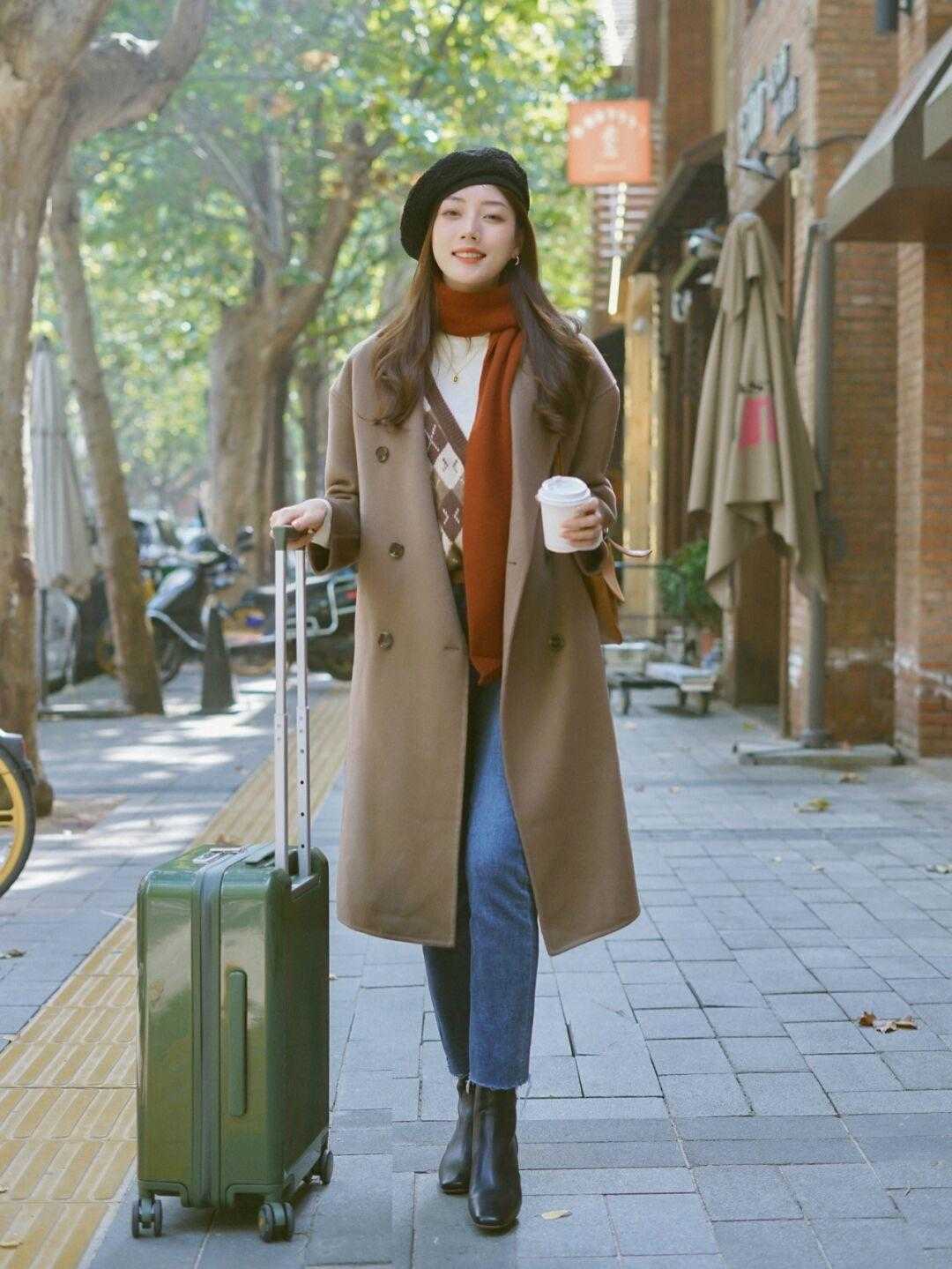 牛仔裤 入冬后,加绒裤又火了,贴身暖和又舒适,保暖又有气质