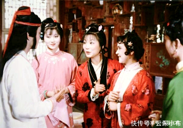 王夫人|贾母真的相中宝琴做孙媳吗？内中隐情令你大跌眼镜