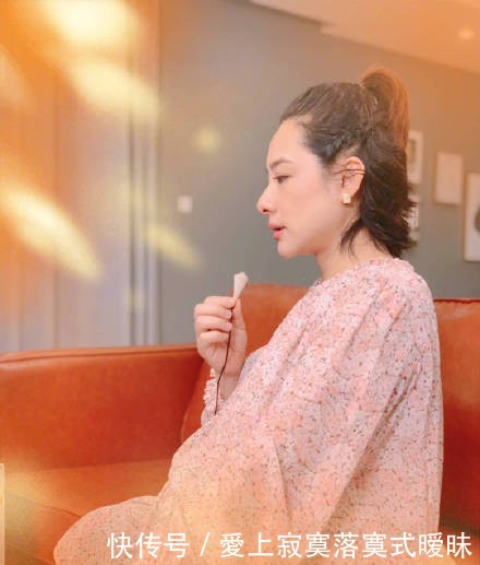 40岁刘璇二胎得女 为给富二代老公生娃 高龄产妇吃了不少苦 快资讯