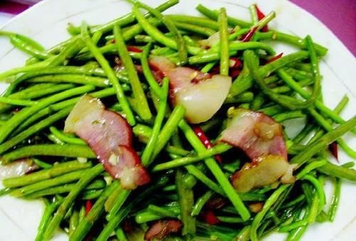 小王|女性想要身体好，不妨多吃3种食物，排毒养颜，抵抗衰老