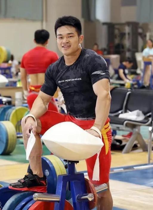 |石在给力!万万没想到,他还是个段子手