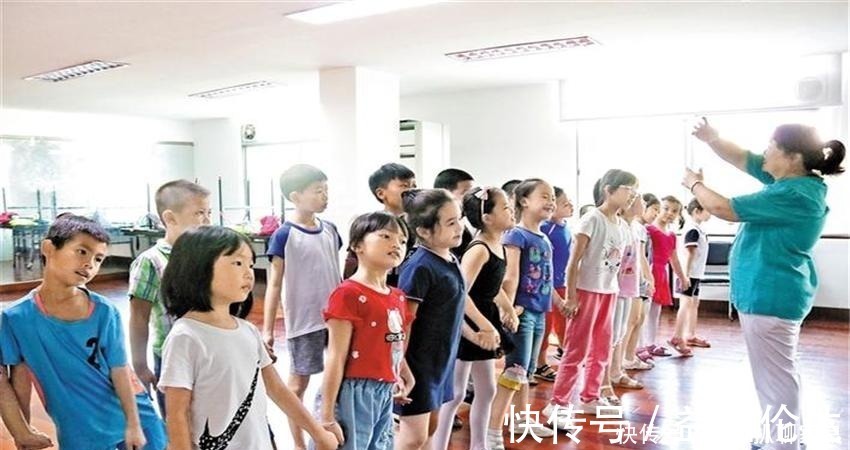 家长|为了孩子健康发育,这4种运动,家长要慎重让孩子提前练习