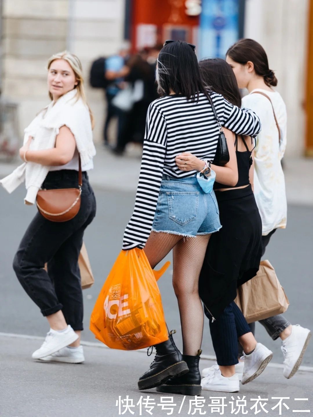 高腰裤|时尚与身材无关，巴黎微胖腿粗素人的出街装，没有筷子腿也出彩