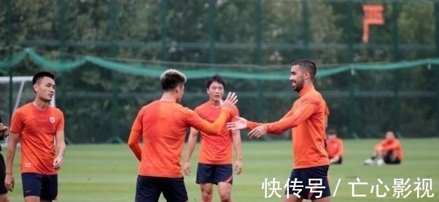 泰山队|山东泰山5国脚已归队,郝伟集齐最强阵,想争冠仍不能大意