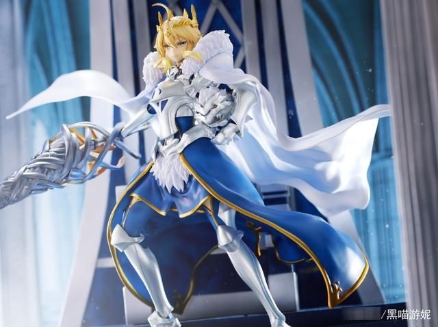 搞笑|fgo五星白枪呆手办官图公开:酷炫战马变王座 干饭王造型略搞笑