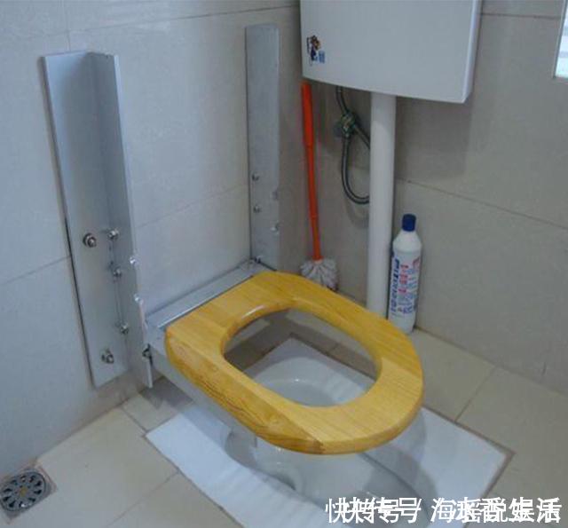 马桶|越来越多卫生间都不装马桶了，现在流行这样装，能蹲能坐真方便！
