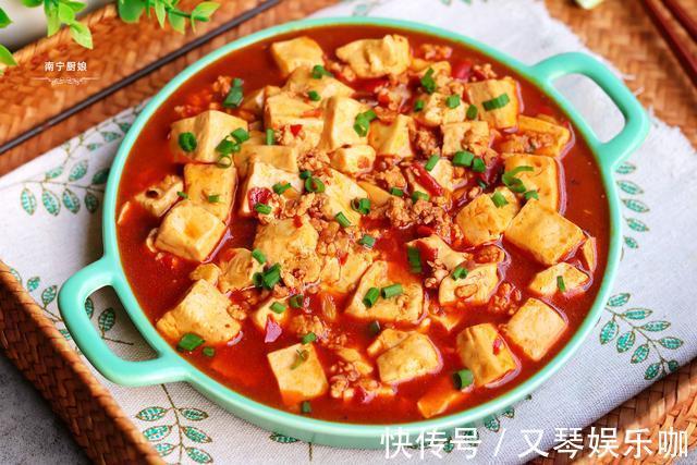 豆瓣酱|豆腐最馋人的做法,我家一周要吃5次才过瘾,每次做一锅饭不够吃