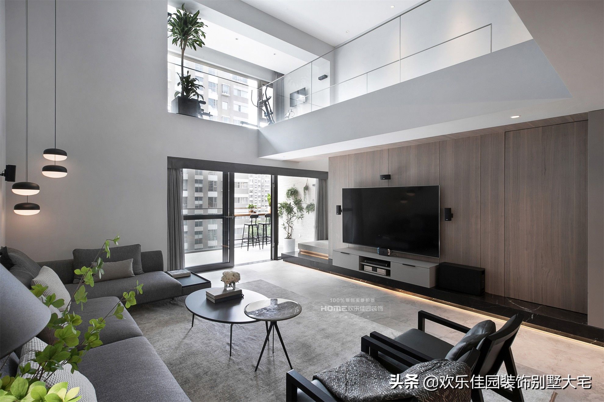 空间|300平现代简约复式，楼梯改造方案绝了