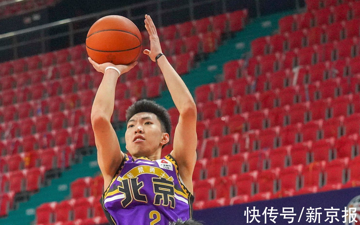 篮板球|北控双加时“复仇”广州，廖三宁30分生涯新高