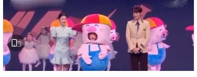 魏大勋|大湾区中秋晚会8大槽点：群星假唱，主持人拉胯，大牌明星打酱油