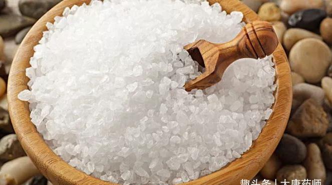 老中医|把粗盐放锅里炒一炒,能够顶上半个老中医,很多疾病竟不药而愈!