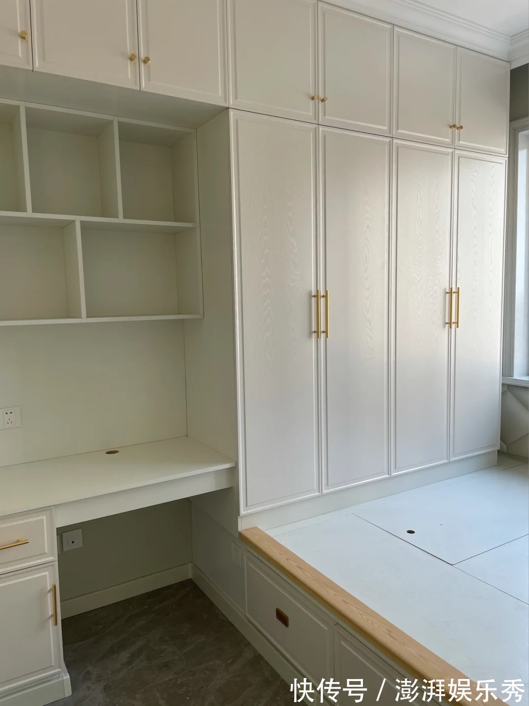 客厅|她家106平米,硬装才花了7万,效果简单又大方,朋友都说赚到了