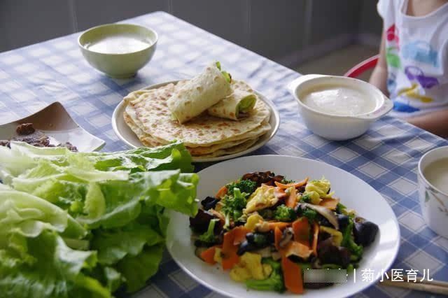 路边摊|6岁男孩因经常吃一种早餐,险些丧命,很多家长还在买给孩子吃