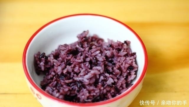 家常菜|一家三口的晚餐，都是家常菜，一顿成本不到30元，吃得特舒心