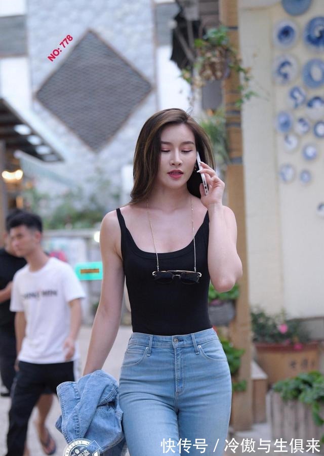 搭配 简单搭配的打底裤展现女人魅力气场,带来别样的风情,还显年轻!