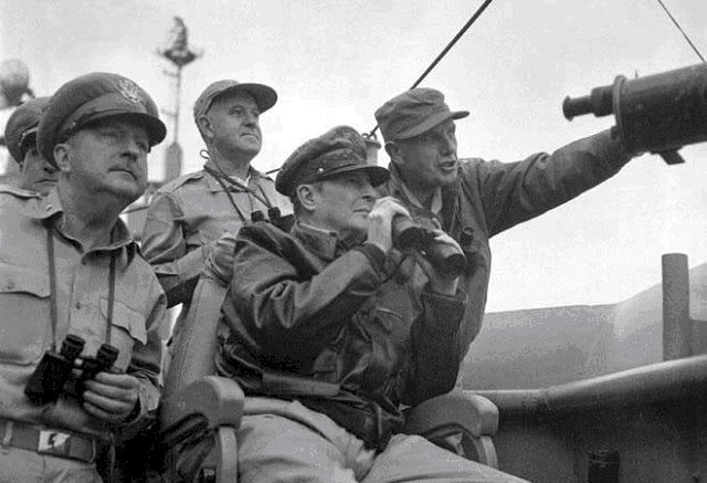 提出|抗美援朝时，麦克阿瑟曾提出投26颗原子弹，最后为啥没敢投放？