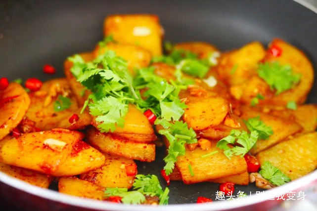 吃一个，相当于7个苹果70颗花生，特便宜，大人小孩都爱吃