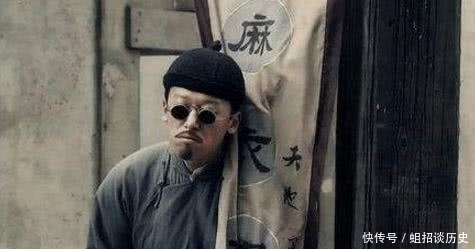 活多久|朱元璋:我能活多久?相士:比我多1天,朱元璋:现在就拖出去砍了!