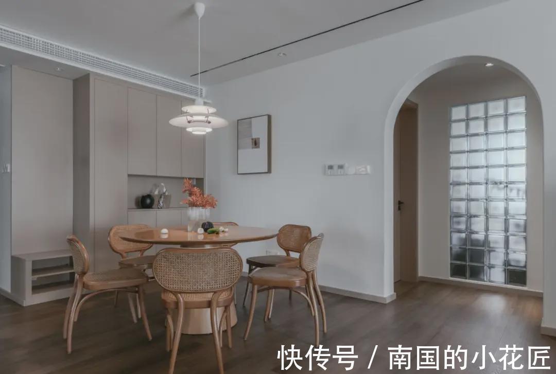 新房|看了她家,才知道低饱和度的空间有多舒适,全屋没有一丝俗气