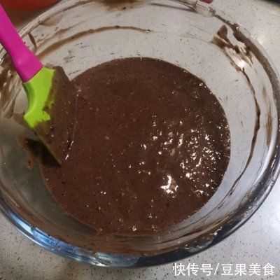 便当|今晚花10分钟做好香蕉布朗尼，明天便当就吃它