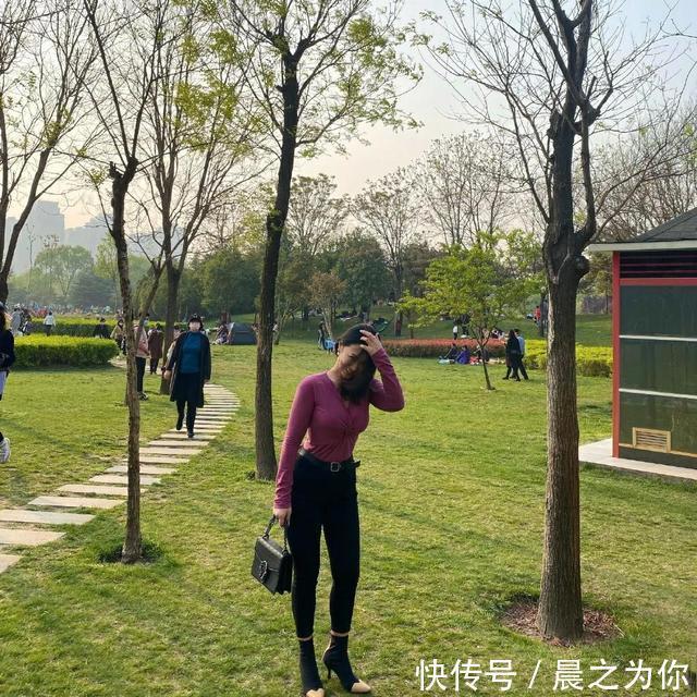 翘臀|国产99年健身翘臀少女,旗袍私照惊心动魄!减脂法则在这里