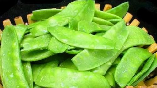  皮肤|人到中年，常吃三种食物，滋肾补虚，补血美容，养护皮肤