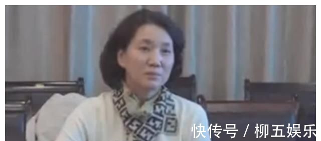 素颜 李修平快六十了,素颜秃眉皮松都很真实,但整个人散发优雅气质