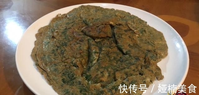 教程|艾草的新吃法,加上5只鸭蛋,下锅一煎比吃肉还香,好吃极了