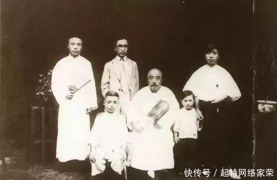 抛开政治说朱自清《荷塘月色》写作背景:他和包办妻婚姻并不圆满