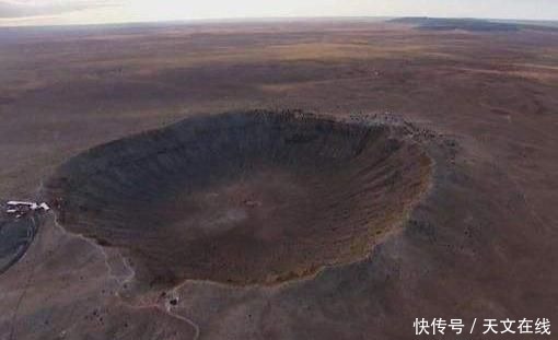 太阳系 恐龙究竟是被什么杀死的?小行星还是彗星?现在似乎有了答案