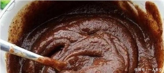 常喝的它,大娘用来敷脸。20天祛斑比女儿还年轻