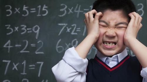 学霸|初中男生“偷偷”做过这6件事,一个都没中是学霸,网友:我全中