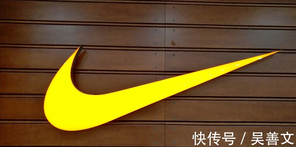 耐克 耐克已经不是那个耐克,从这个双11开始,耐克在国内走下坡路了