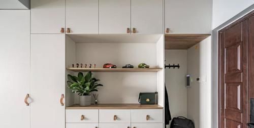 厕所|93㎡,硬是舍弃电视墙,厕所改“2个门”太明智了,晒晒全屋