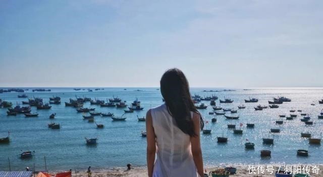 女人四十,中国女人的集体之困不敢老、不敢单、不敢离