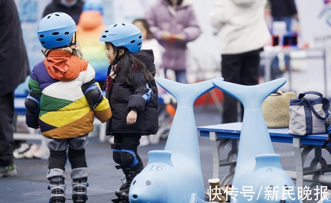 上海|上海人玩冰雪热情有多高？从3岁的小孩到70岁的奶奶都来了