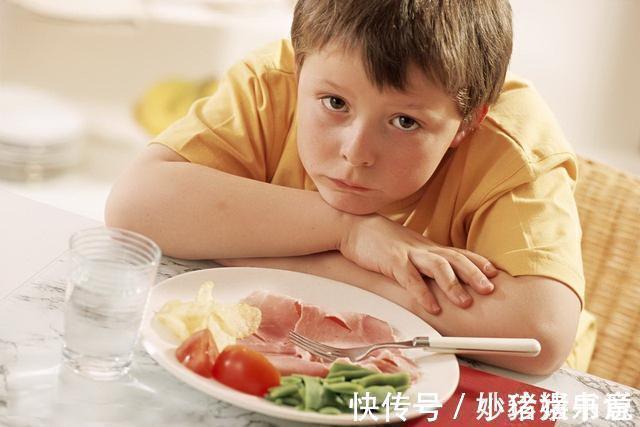 发育|儿子14岁时停止长高,祸首就藏在家里餐桌上,父母还没察觉出来