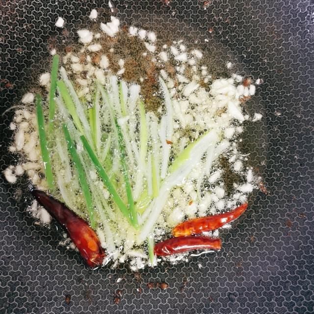 炒豆角丝，香喷喷的超级下饭