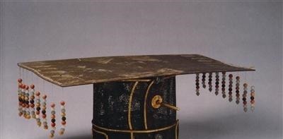 帽子|古代帝王,为何在帽子上“挂珠帘”