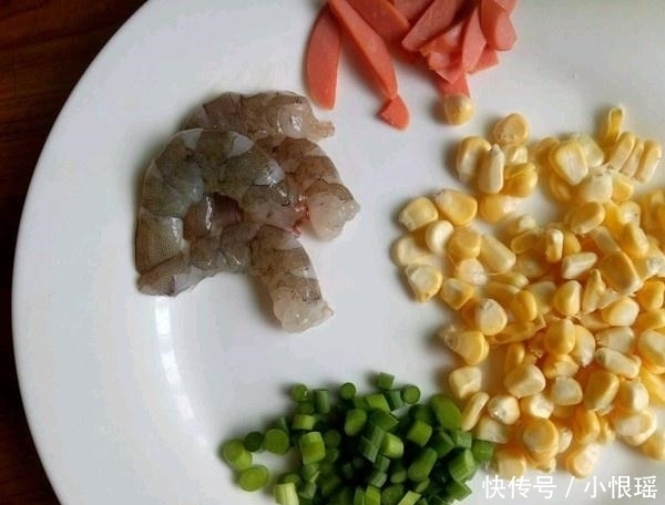 蒜苔|没有烤箱也能在家做披萨,只要一个平底锅你就能搞定,美味又实惠