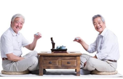 健康|喝茶到底健不健康？“2种茶”尽量少喝，或有助身体健康